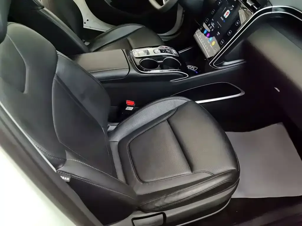 Hyundai Hyundai Tucson 2023 Tucson L 1.5T Automatic 2WD DLX Luxury Edition — Фото автомобиля 2