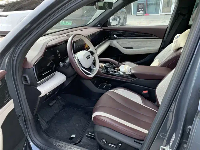 Geely Xingyue L — Фото автомобиля 4