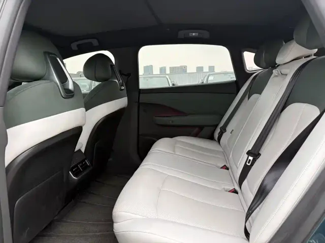 Nissan N7 — Фото автомобиля 11
