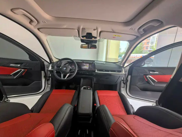 BMW X1 — Фото автомобиля 15