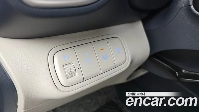 Hyundai Venue — Фото автомобиля 19
