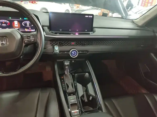 Honda Accord — Фото автомобиля 12