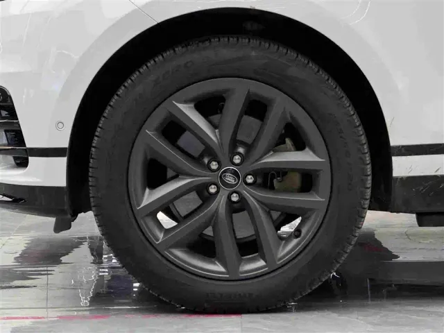 Land Rover Range Rover Velar — Фото автомобиля 4