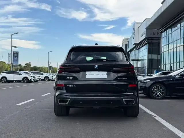 BMW X5 — Фото автомобиля 14