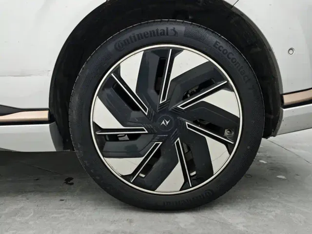 Dongfeng eπ 008 — Фото автомобиля 11