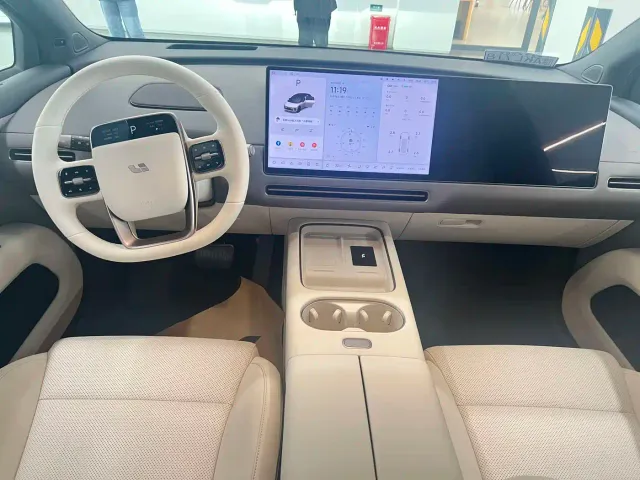 Li Auto i6 — Фото автомобиля 5