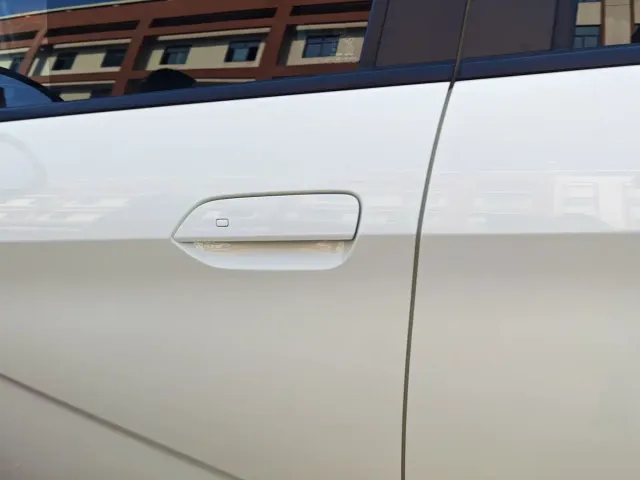 BYD Dolphin — Фото автомобиля 12