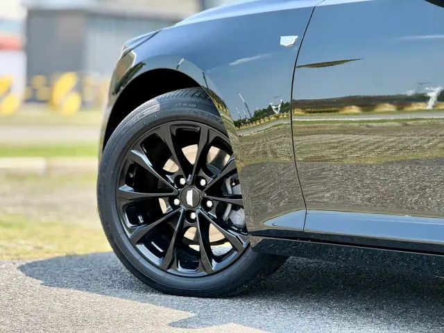 Cadillac CT5 — Фото автомобиля 18