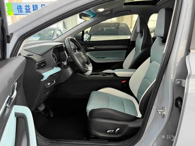 Geely Emgrand S — Фото автомобиля 8
