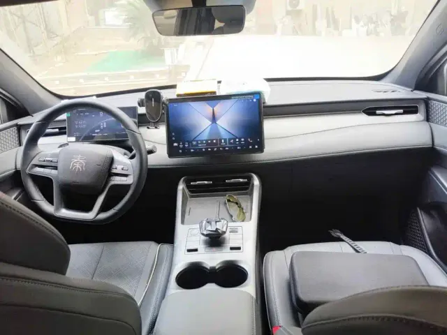BYD Qin PLUS — Фото автомобиля 12