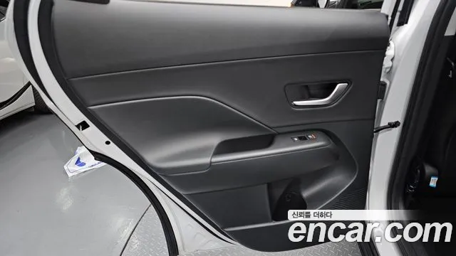 Hyundai Kona SX2 — Фото автомобиля 14