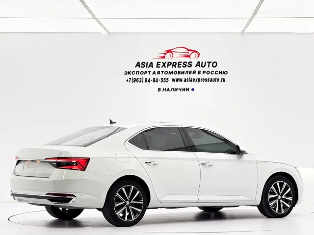 Skoda Superb — Фото автомобиля 4