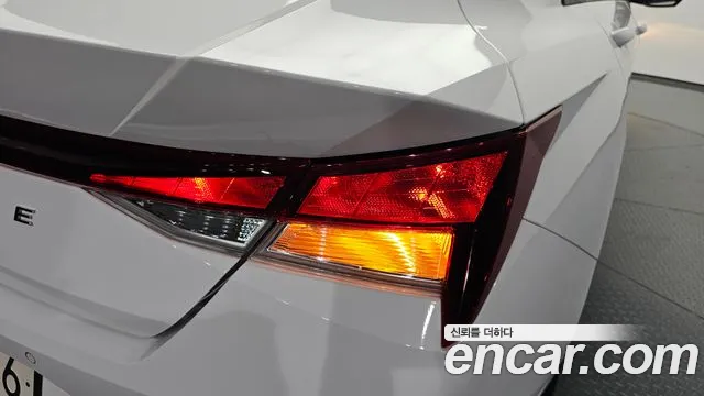 Hyundai Avante CN7 — Фото автомобиля 8