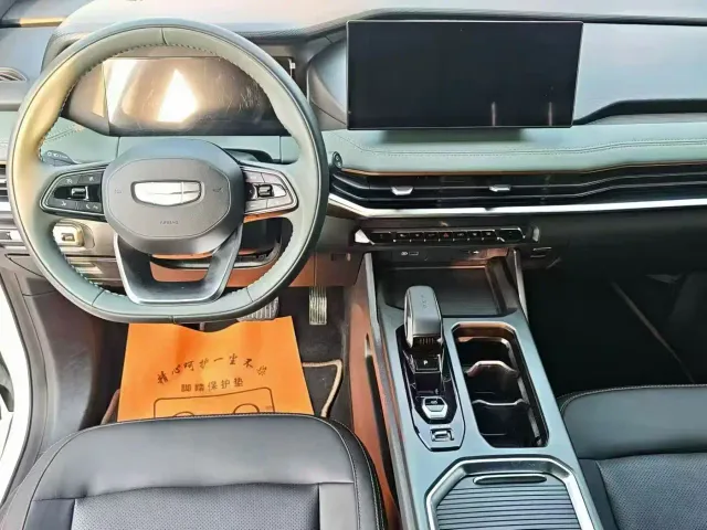 Geely Haoyue L — Фото автомобиля 6