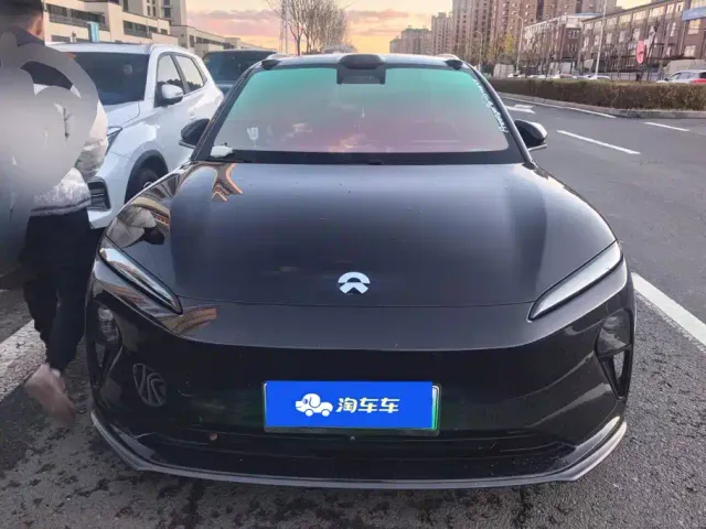 Nio ET5 Touring — Фото автомобиля 2
