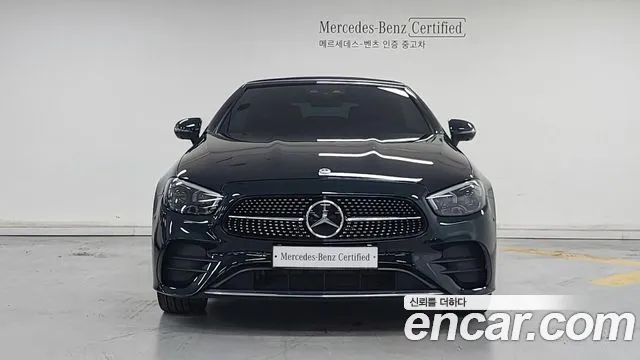Mercedes-Benz E-Class — Фото автомобиля 3