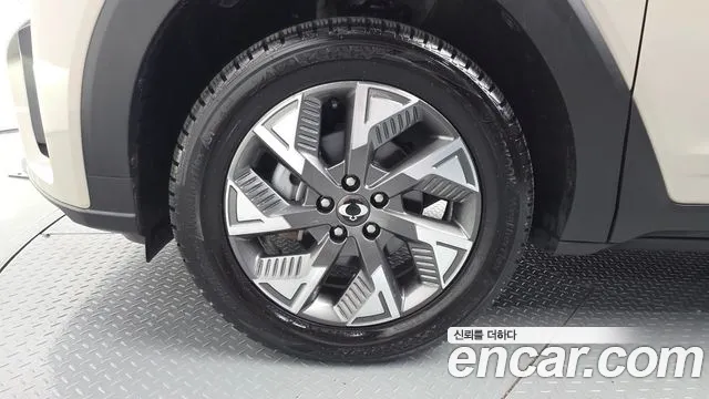 KG_Mobility_Ssangyong Torres Torres EVX — Фото автомобиля 3