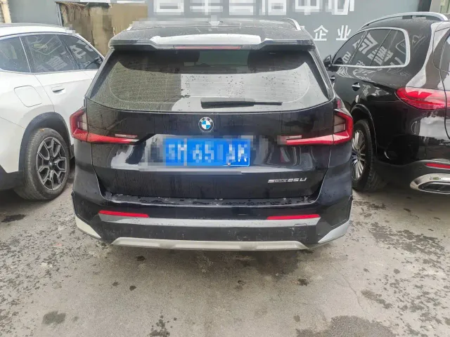 BMW X1 — Фото автомобиля 10