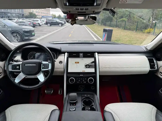 Land Rover Discovery — Фото автомобиля 13