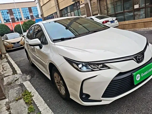 Toyota Corolla — Фото автомобиля 3