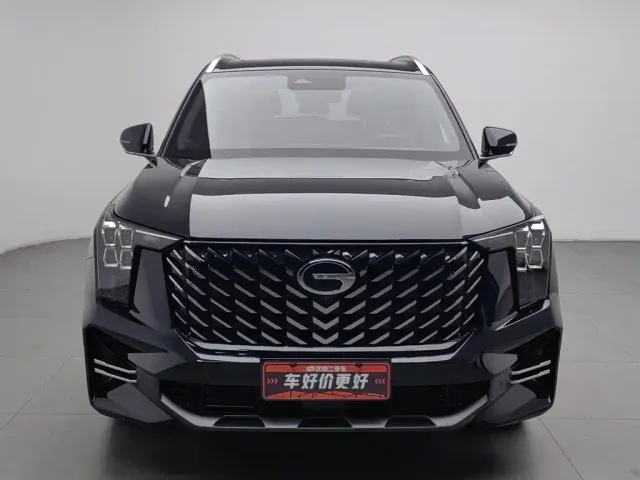 GAC Trumpchi GS8 — Фото автомобиля 3