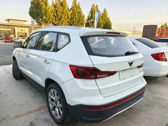 Jetta VS5 — Фото автомобиля 10