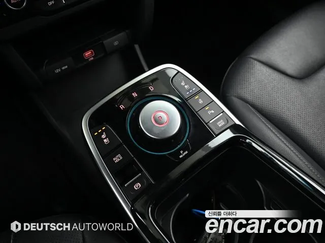 Kia Niro — Фото автомобиля 9