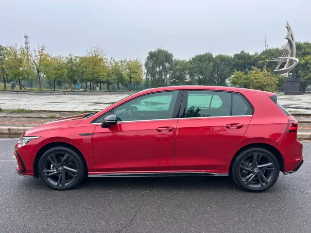Volkswagen Golf 2023 Facelift 280TSI DSG R-Line Lite — Фото автомобиля 8