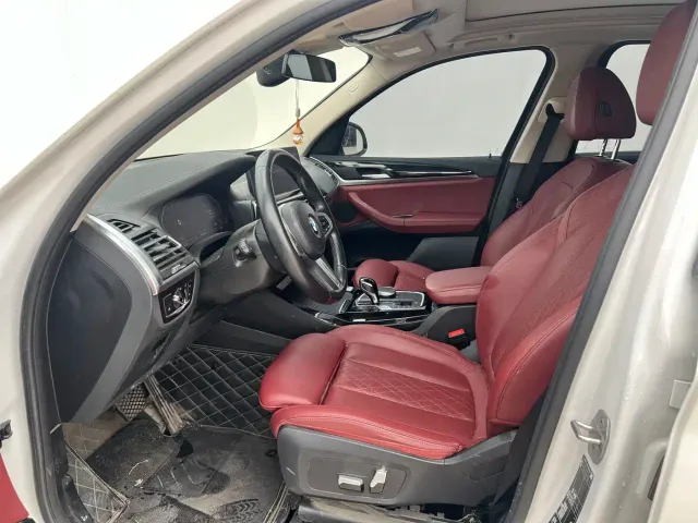 BMW X3 — Фото автомобиля 10