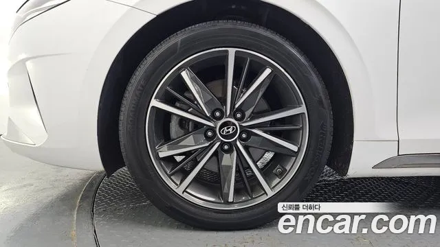 Hyundai Grandeur Новый Grandeur IG — Фото автомобиля 5