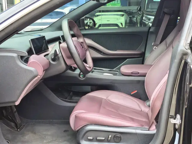 Nio ET5 Touring — Фото автомобиля 13