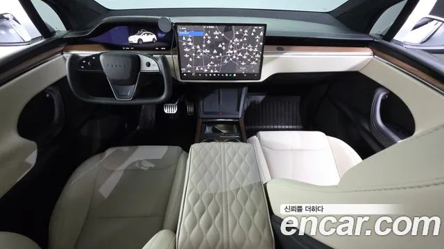 Tesla Model X — Фото автомобиля 6