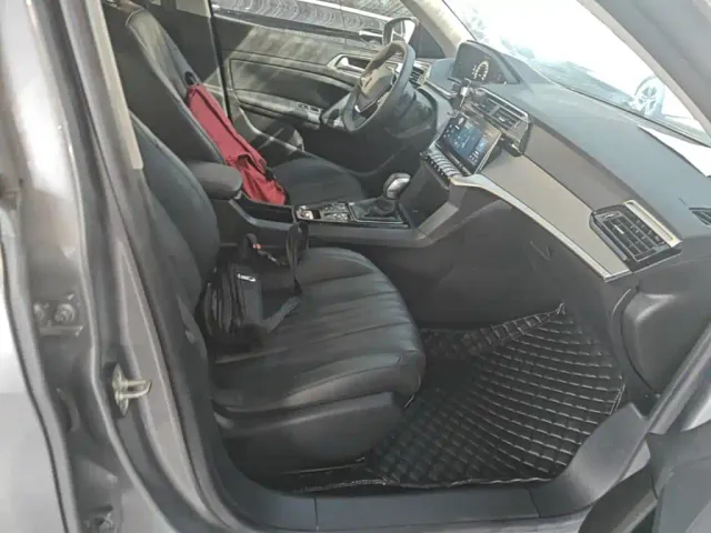 Peugeot 408 — Фото автомобиля 19