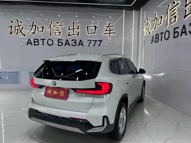 BMW X1 — Фото автомобиля 4