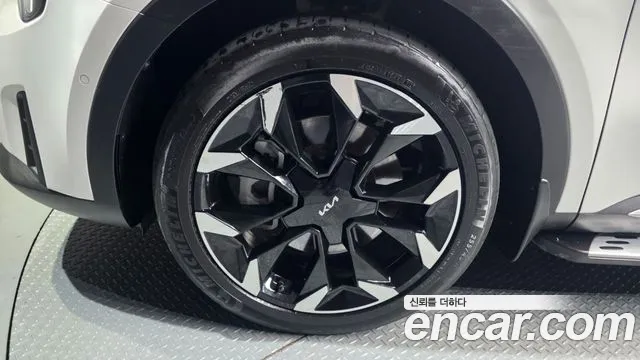Kia Sorento Новый Sorento 4 поколение Бензин 2.5T 4WD — Фото автомобиля 5