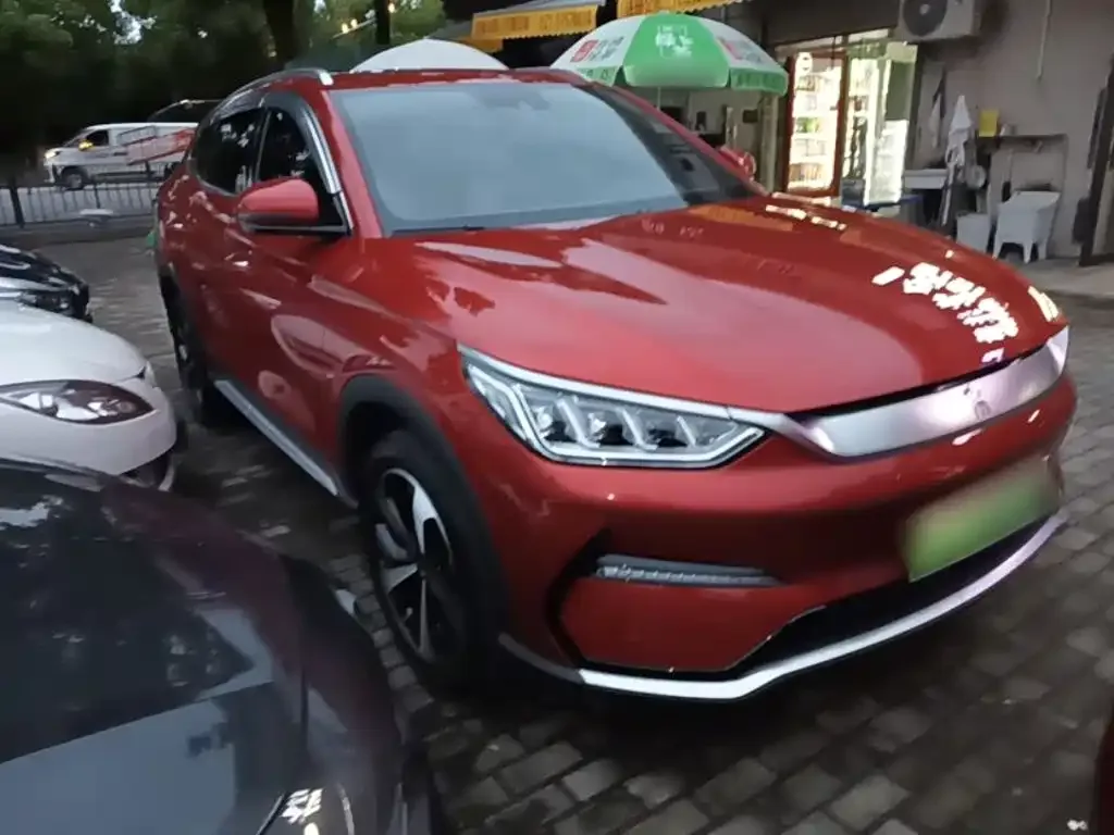 BYD Song PLUS PHEV 2021 EV Flagship — Фото автомобиля 3