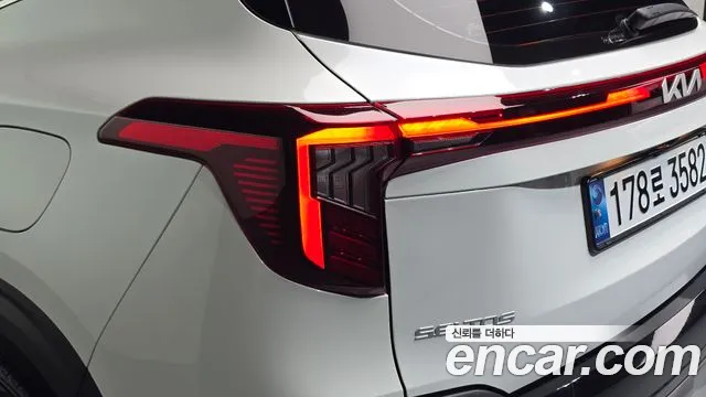 Kia Seltos New — Фото автомобиля 8