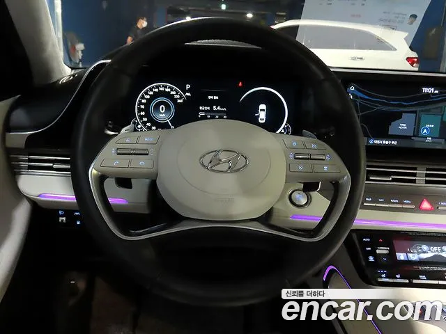 Hyundai Grandeur New — Фото автомобиля 10