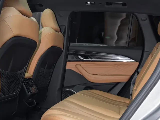 Geely Xingyue L — Фото автомобиля 12