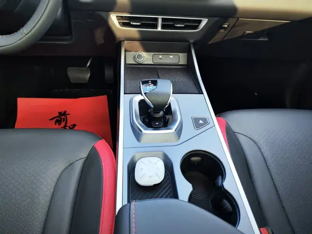 Jetour Dashing — Фото автомобиля 13