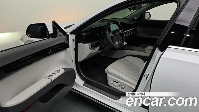 Hyundai Grandeur GN7 — Фото автомобиля 15