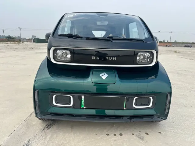 Baojun KiWi EV — Фото автомобиля 2