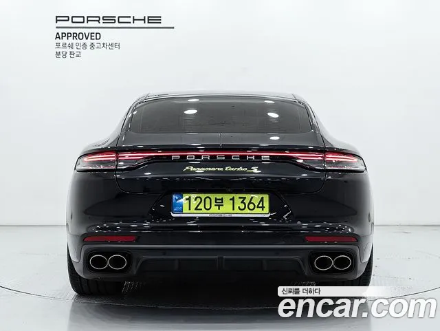 Porsche Panamera — Фото автомобиля 4