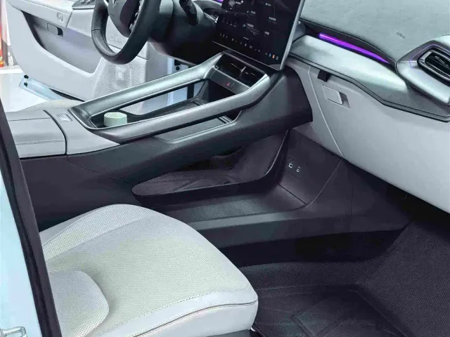 Arcfox Alpha S5 — Фото автомобиля 15
