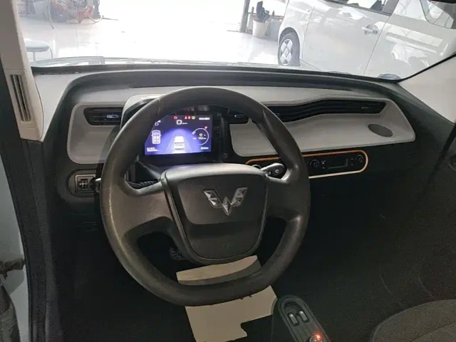 Wuling Hongguang Mini EV — Фото автомобиля 9