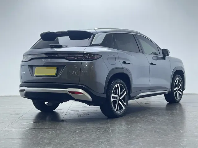 BYD Song L DM-i — Фото автомобиля 4