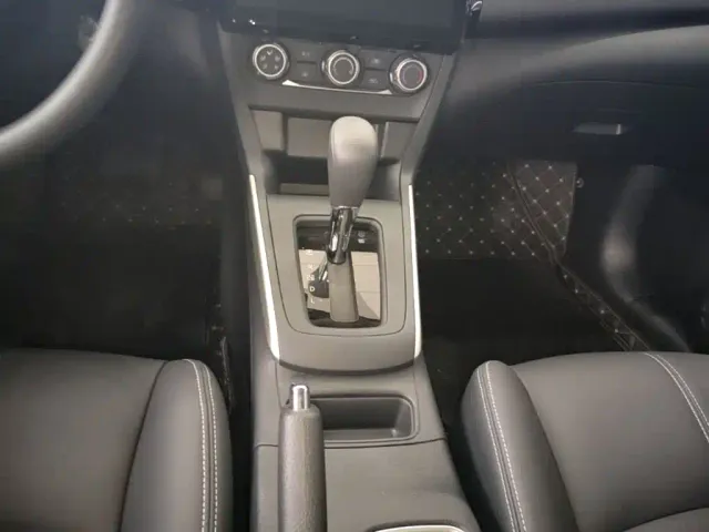 Nissan Sylphy — Фото автомобиля 13