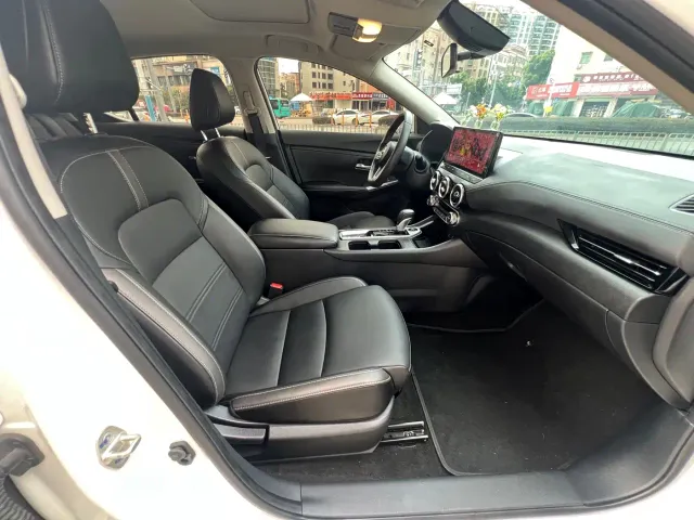 Nissan Sylphy — Фото автомобиля 5