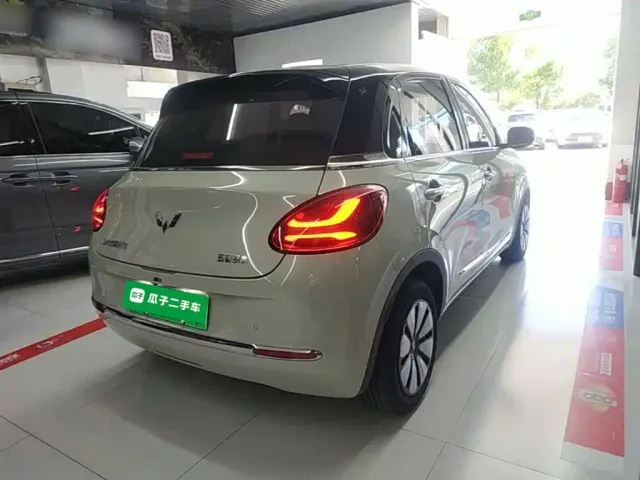Wuling Bingo — Фото автомобиля 6