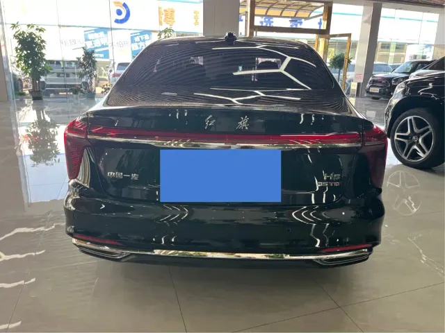 Hongqi H5 — Фото автомобиля 5